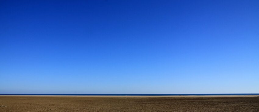 sky background, sand, ocean-1077084.jpg